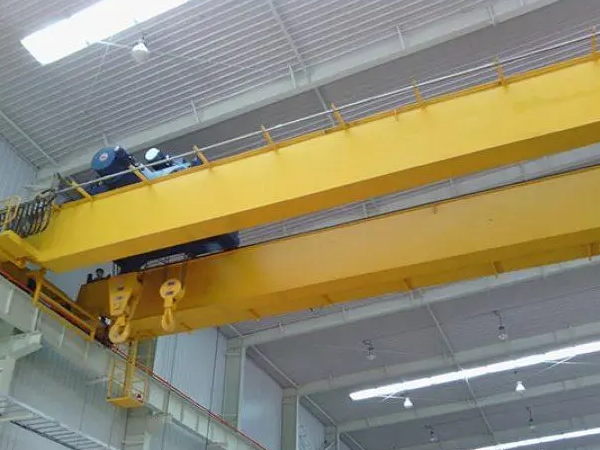 如何進(jìn)行雙梁行車變頻器控制系統(tǒng)的監(jiān)測和數(shù)據(jù)采集，為設(shè)備管理和維護(hù)提供支持？