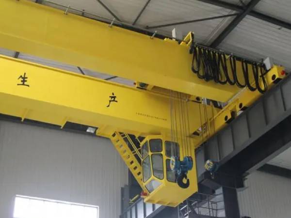 雙梁起重機和單梁起重機在操作上有何異同?